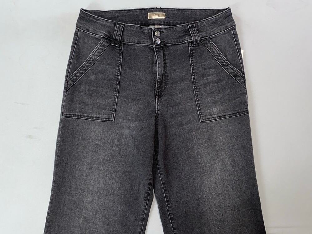 KUT From The Kloth Jodi High Rise Straight Leg Stretch Patch Pocket Jeans. 16.